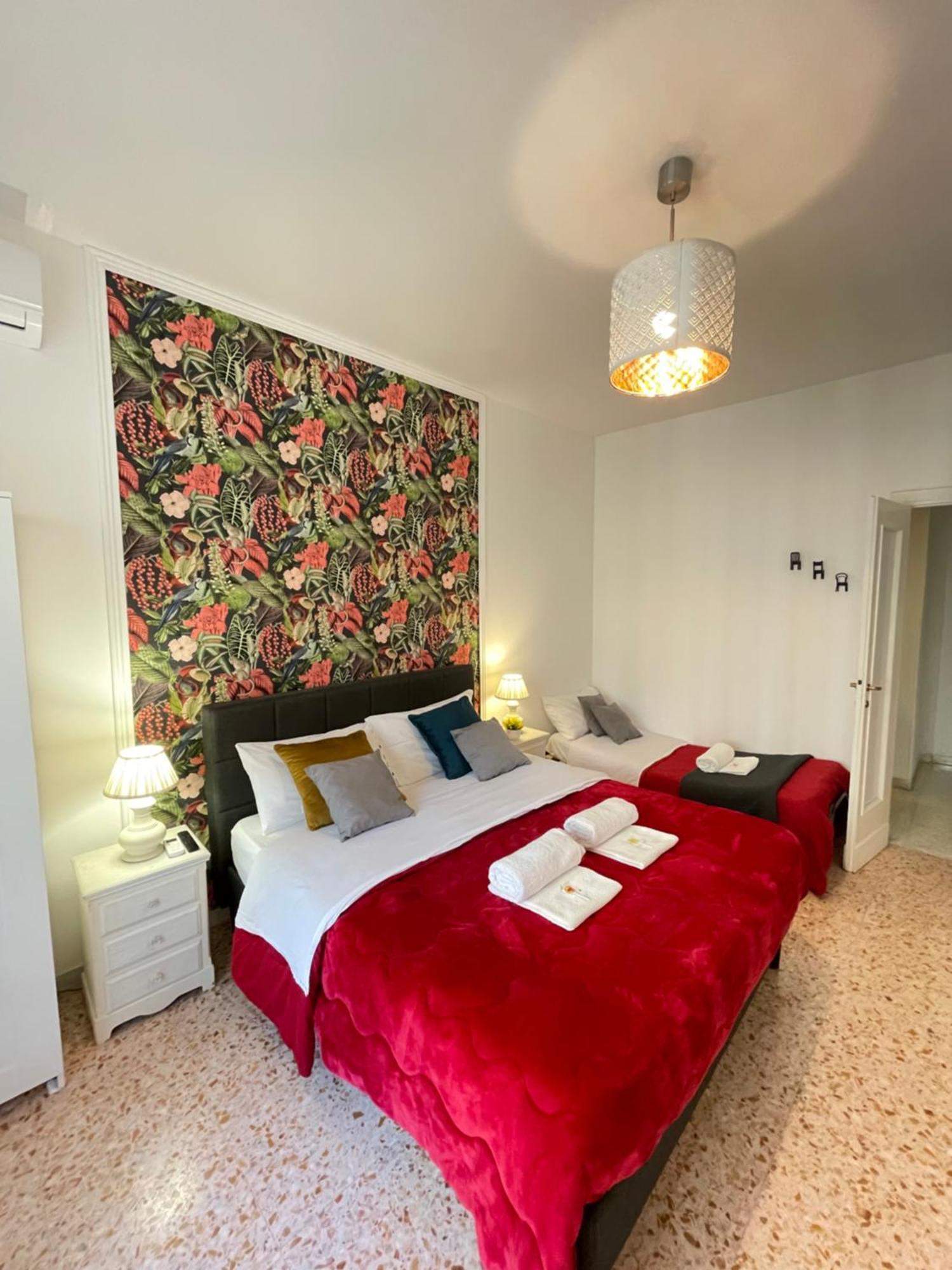 Forty1 Apartment Near Metro Cipro Рим Екстериор снимка