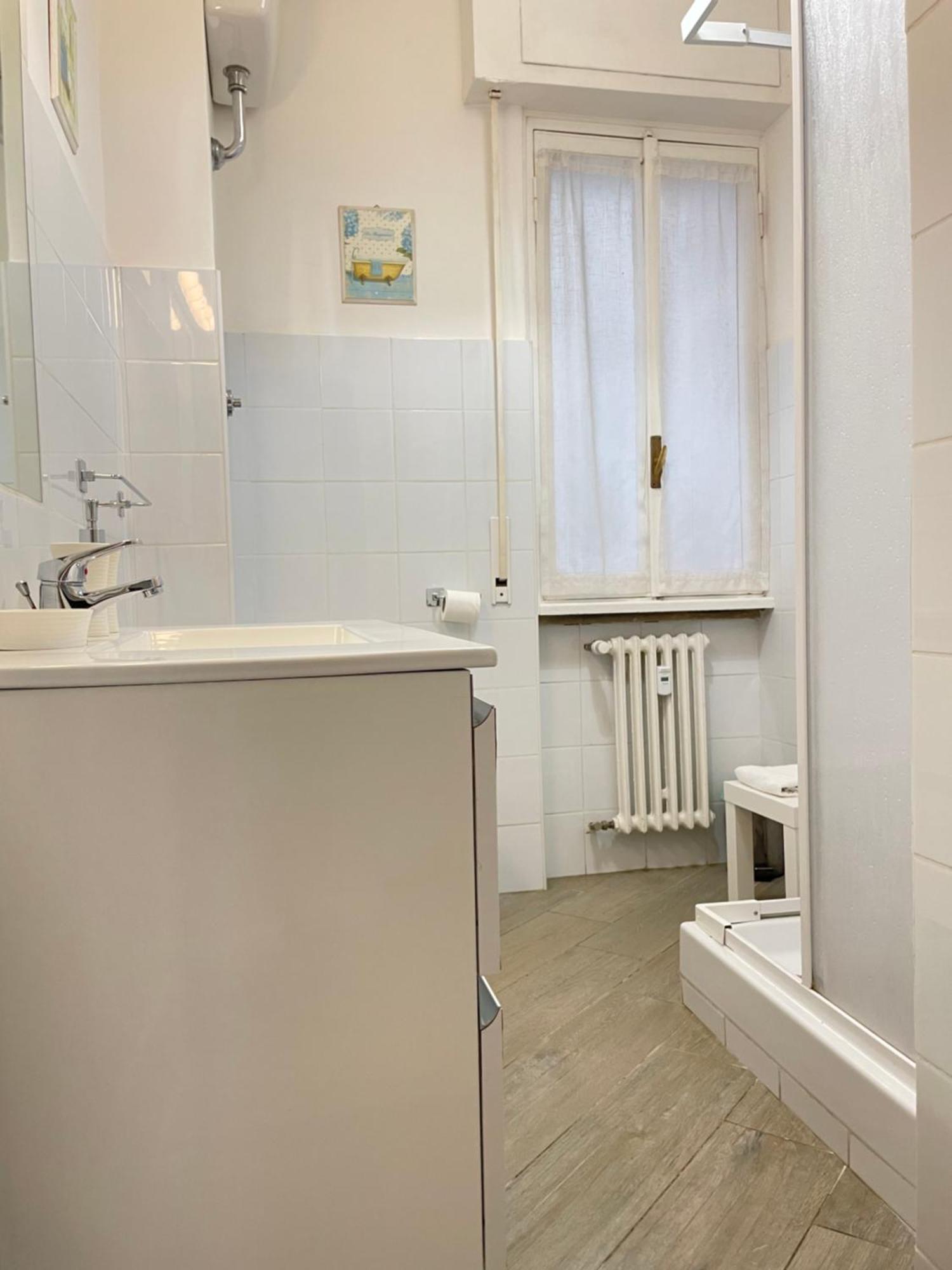 Forty1 Apartment Near Metro Cipro Рим Екстериор снимка